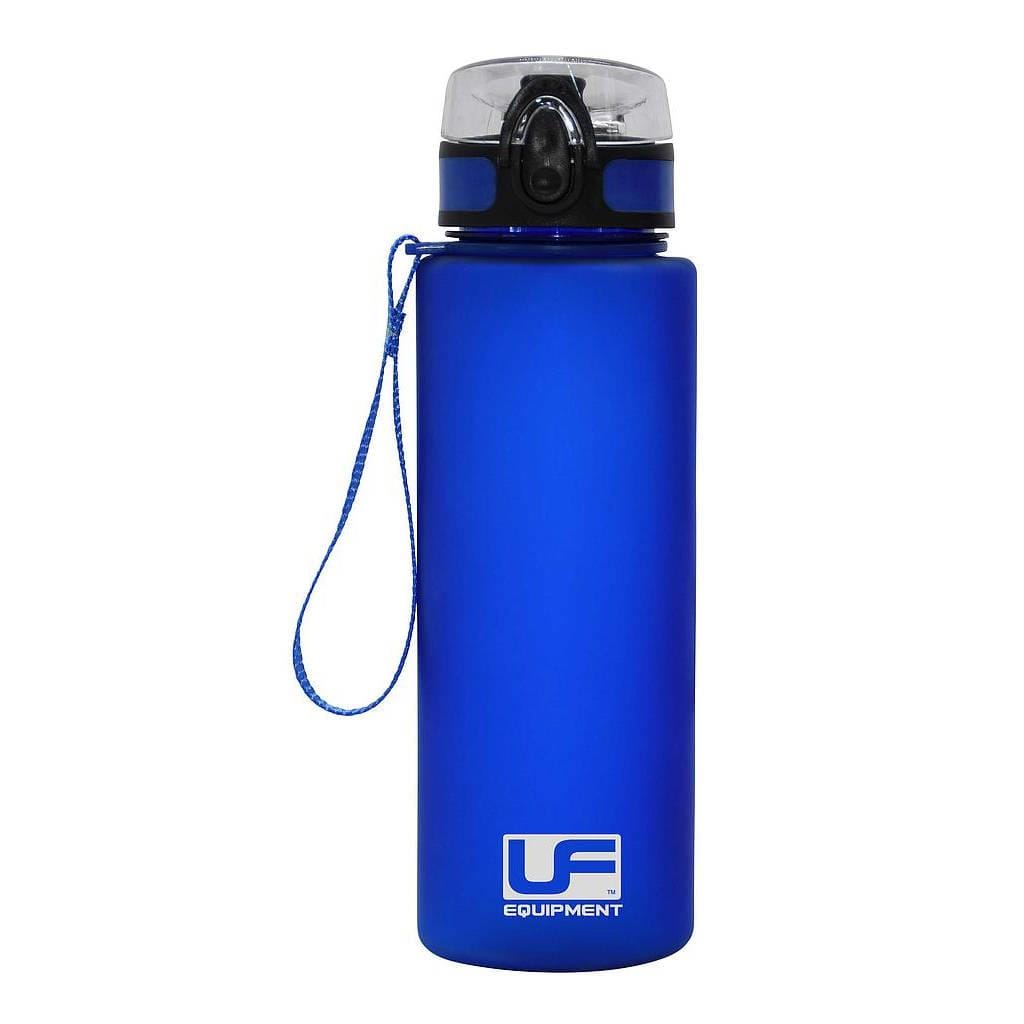 The Urban Fitness Flow Flip Lid 700ml Water Bottle in Ocean Blue is crafted from food-grade plastic and boasts a transparent flip-top lid along with a convenient carrying strap. The "Urban Fitness" logo is prominently displayed on the front, making it ideal for those living the Urban Fitness Flow lifestyle.