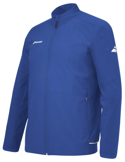 Introducing the Babolat Play Men's Tennis Jacket in Sodalite Blue. This jacket features a zip-up design with long sleeves and a high collar, crafted from recycled polyester. It boasts logos on the chest and sleeve, along with two zipped pockets on the front. The lightweight fabric incorporates Fiber Dry technology, making it ideal for outdoor activities.