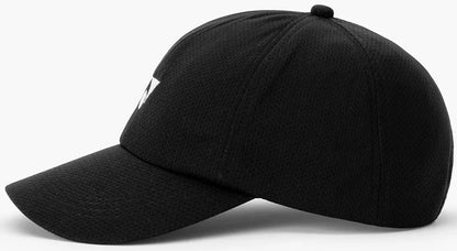 The Yonex 40125EX Tennis Cap in black features a curved brim and lightweight, breathable design, perfect for keeping cool and comfortable on or off the court. Shown from the side on a white background.