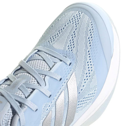 Close-up of adidas Avacourt 3 Women's Tennis Shoes in Crystal Sky/Silver Metallic/Cloud White, featuring light blue mesh, silver stripes, matching laces, and a white sole for a sleek, modern tennis court look.