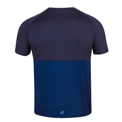 The Babolat Men's Play Crew Neck Tennis T-Shirt in Estate Blue offers a stylish design with short sleeves and two shades of blue. Crafted from Fibredry fabric for optimal comfort, the back features a minimalist look with a small logo at the bottom center, making it ideal for matches or workouts.